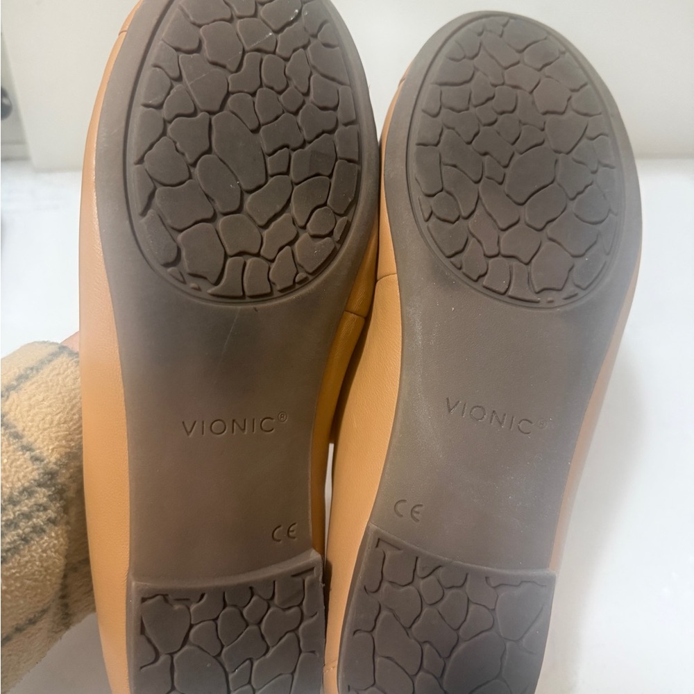 Leather ballet flats,Vionic Amorie Skimmers in new conditions orthopedic comfort - Picture 9 of 16